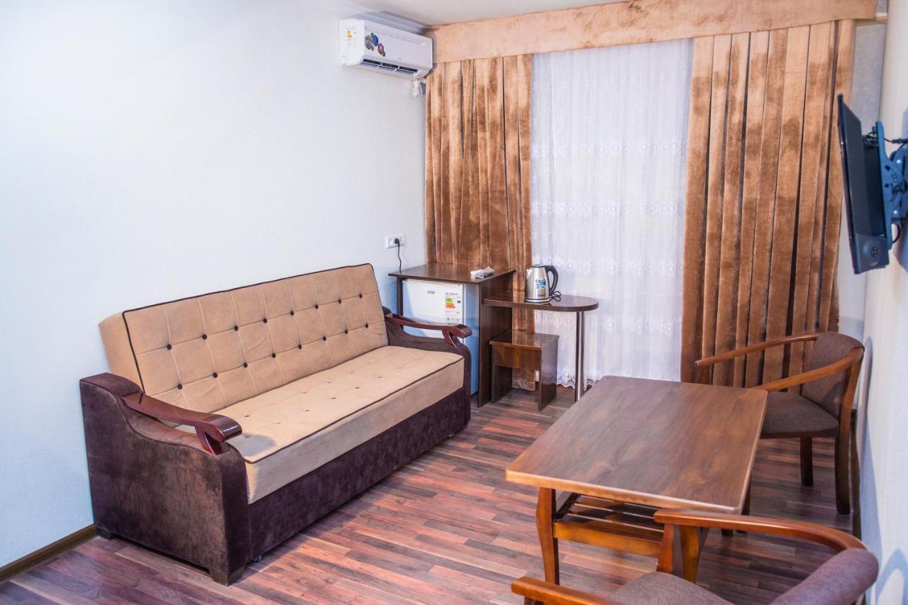 Reikartz Surxon Termez Hotel Ngoại thất bức ảnh